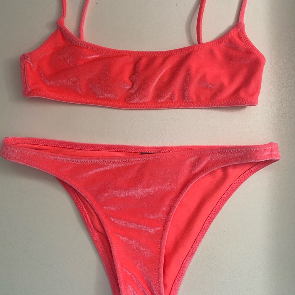 Pink Triangl Bikini